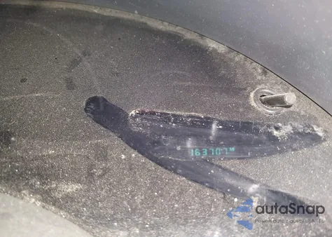 2005 Chrysler Pacifica из США, поврежденный, VIN 2C4GF48435R447625